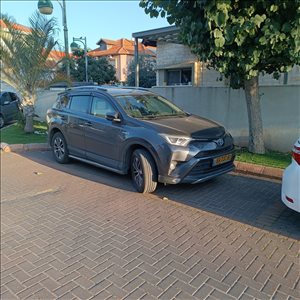 טויוטה RAV4 2017 יד2 
