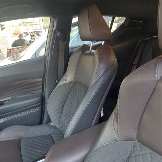 תמונה 1 ,טויוטה C-HR יד 2 2019 140000 ק"מ