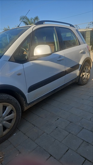 תמונה 2 ,סוזוקי SX4 יד 3 2014 181900 ק"מ