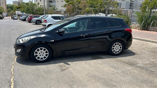 תמונה 2 ,יונדאי i30 CW יד 3 2013 193997 ק"מ