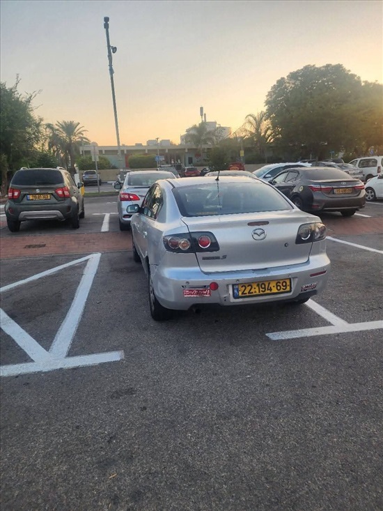 תמונה 2 ,מאזדה 3 יד 3 2009 300000 ק"מ