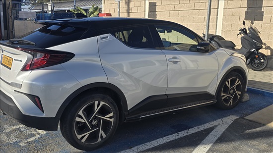 תמונה 5 ,טויוטה C-HR יד 2 2022 25000 ק"מ