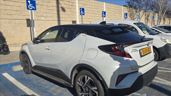 תמונה 6 ,טויוטה C-HR יד 2 2022 25000 ק"מ