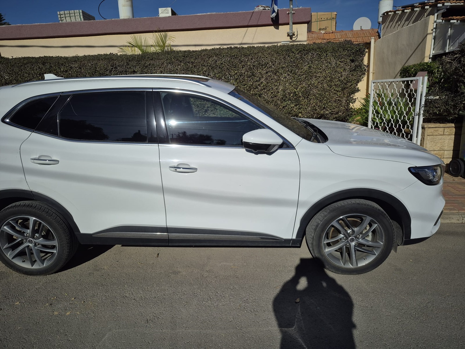 תמונה 4, אם ג`י MG EHS PHEV יד 2 2023 | 62000 קמ