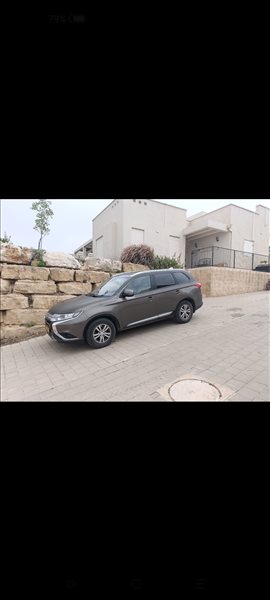 מיצובישי אאוטלנדר 2018 יד  2 