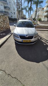 סקודה אוקטביה 2016 יד  2 