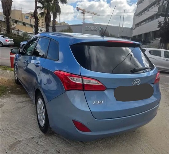 תמונה 4 ,יונדאי i30 CW יד 3 2014 192000 ק"מ