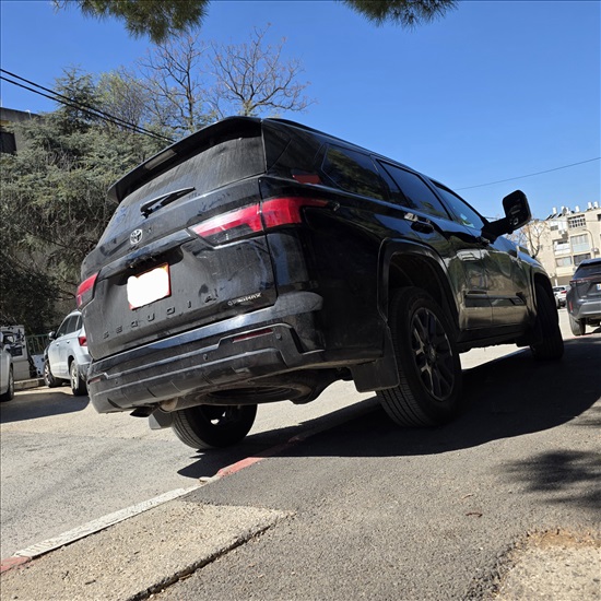תמונה 3 ,טויוטה סקויה יד 1 2026 10000 ק"מ