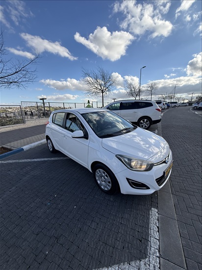 תמונה 3 ,יונדאי i20 יד 3 2014 210 ק"מ