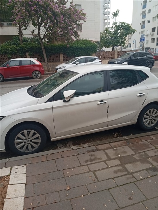 תמונה 2 ,סיאט איביזה יד 1 2022 48000 ק"מ
