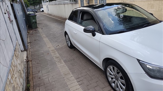 תמונה 4 ,אאודי A1 יד 3 2015 90000 ק"מ