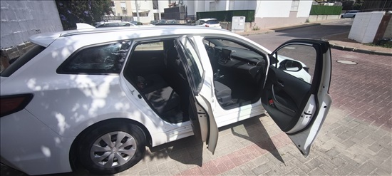 תמונה 4 ,טויוטה קורולה יד 2 2020 149000 ק"מ