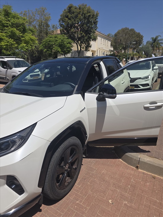 תמונה 2 ,טויוטה RAV4 יד 1 2020 116000 ק"מ
