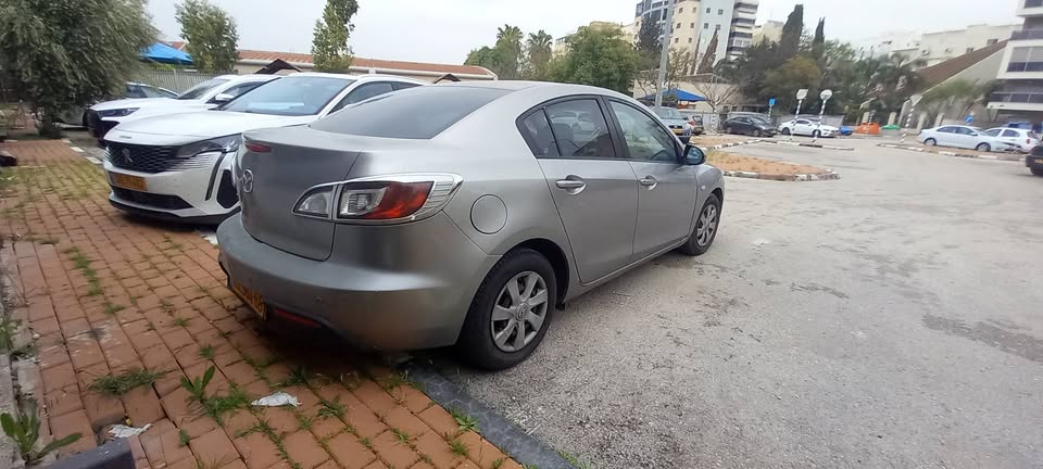 תמונה 3, מאזדה 3 יד 2 2010 | 280000 קמ