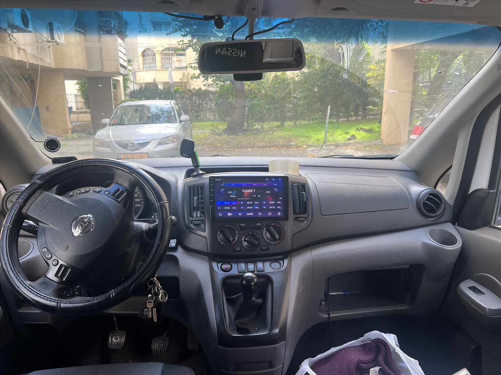 ניסאן
 200 2018 יד 3 <br>      