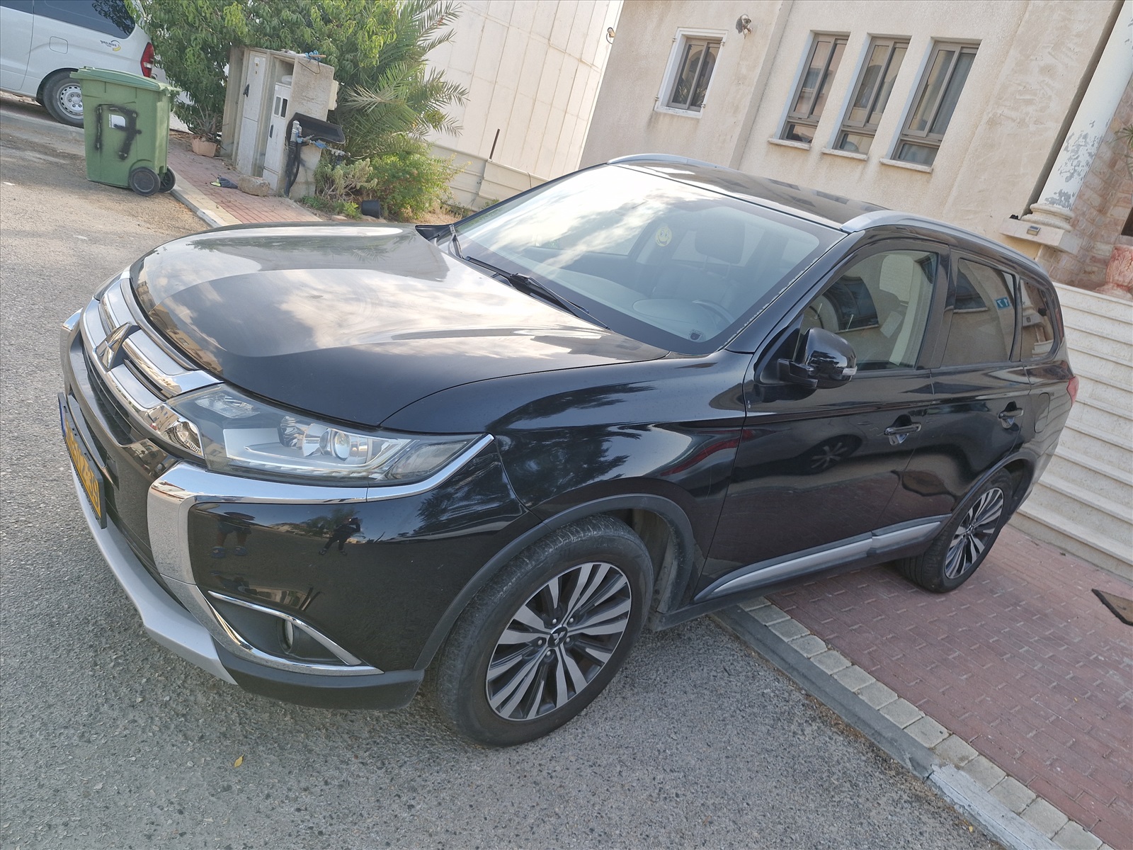 תמונה 2, מיצובישי אאוטלנדר יד 2 2016 | 200000 קמ