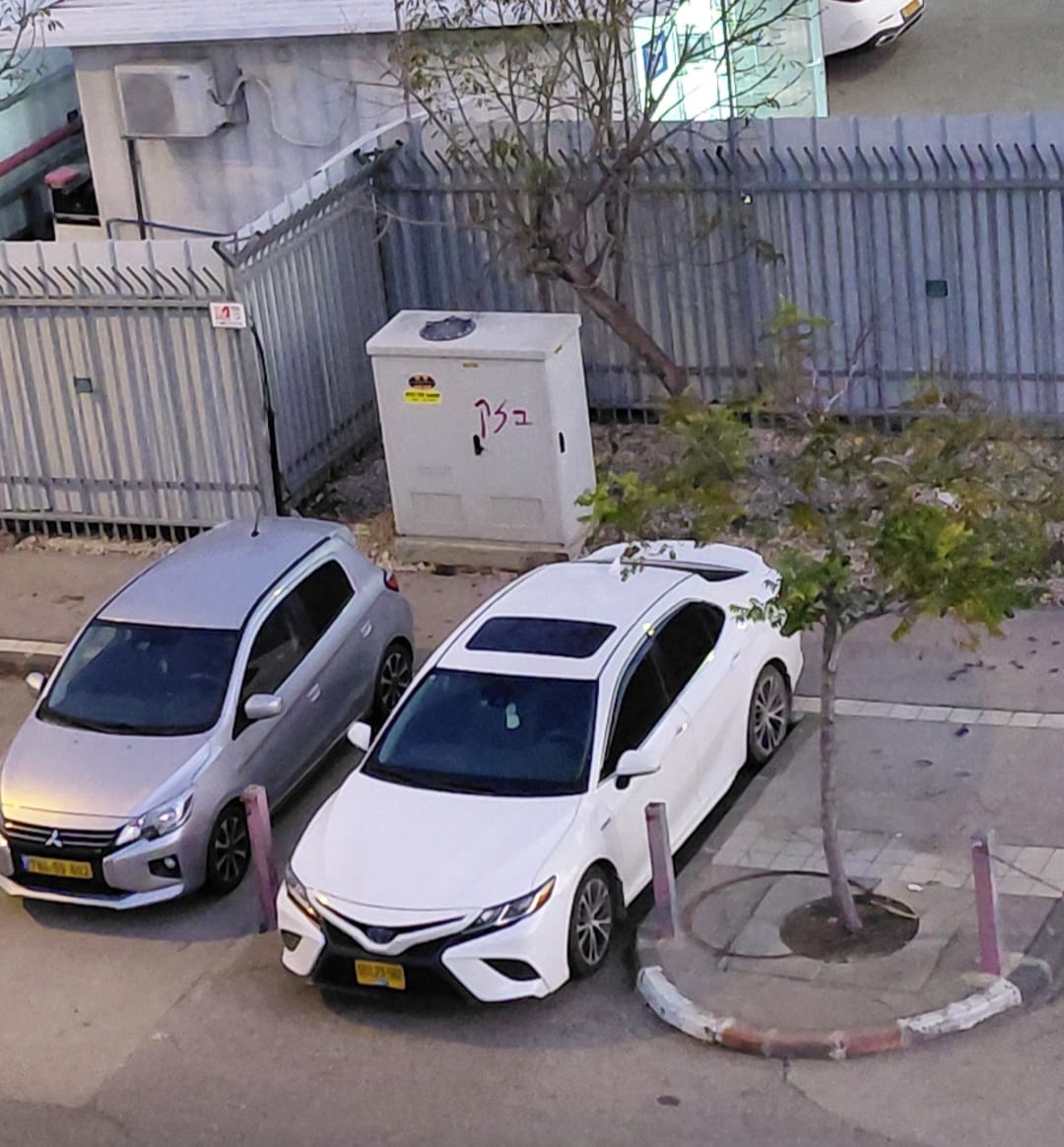 תמונה 3, טויוטה קאמרי הייבריד יד 1 2021 | 130000 קמ