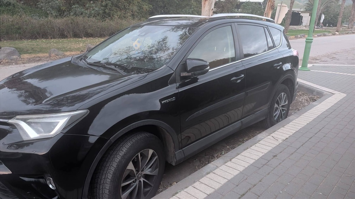 תמונה 1, טויוטה RAV4 יד 2 2018 | 62090 קמ