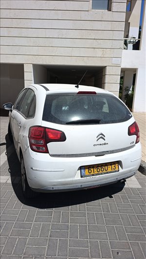 סיטרואן C3  2012 יד 2 <br>      