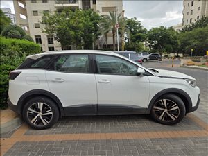 פיג'ו
 3008 2019 יד2 