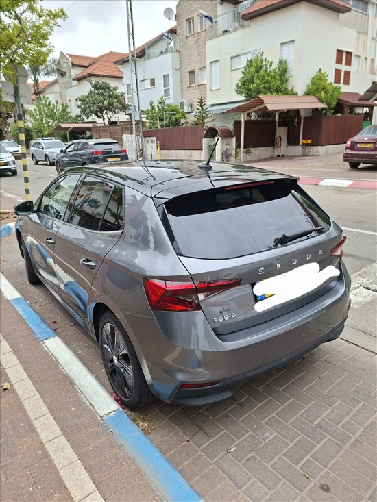 תמונה 2 ,סקודה פאביה יד 1 2023 23500 ק"מ