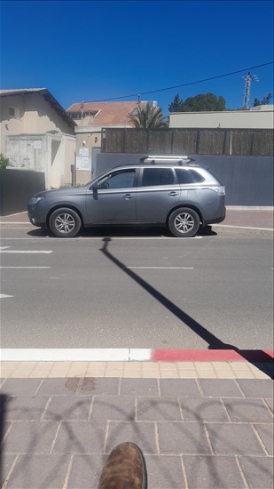 תמונה 4 ,מיצובישי אאוטלנדר יד 5 2013 152000 ק"מ
