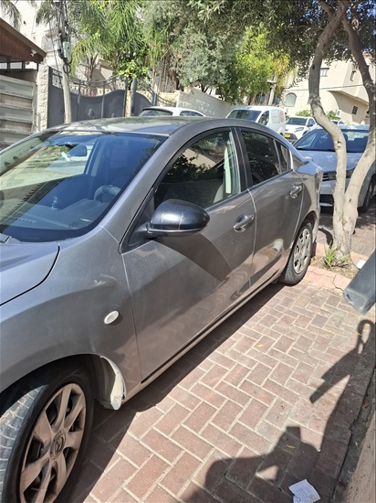 תמונה 5 ,מאזדה 3 יד 4 2011 265000 ק"מ