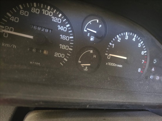 תמונה 6 ,דייהטסו אפלאוז יד 1 1992 68000 ק"מ