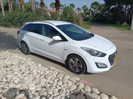תמונה 1 ,יונדאי i30 CW יד 2 2016 177230 ק"מ