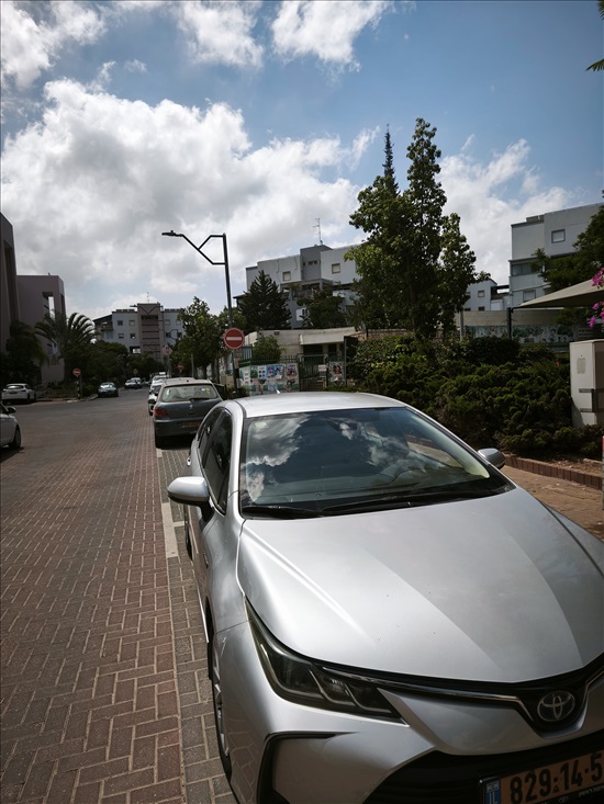 תמונה 4 ,טויוטה קורולה יד 2 2022 104 ק"מ