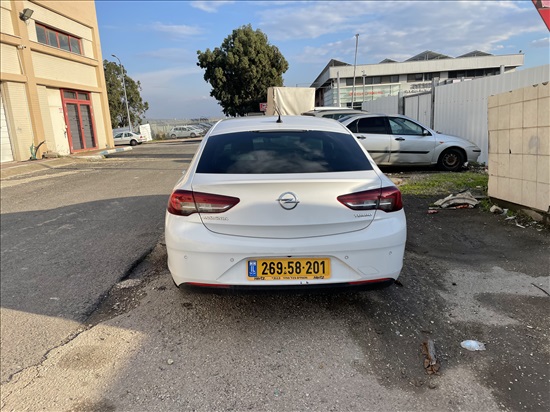תמונה 2 ,אופל אינסיגניה יד 3 2018 124700 ק"מ