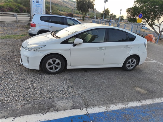 תמונה 3 ,טויוטה פריוס יד 4 2012 195000 ק"מ