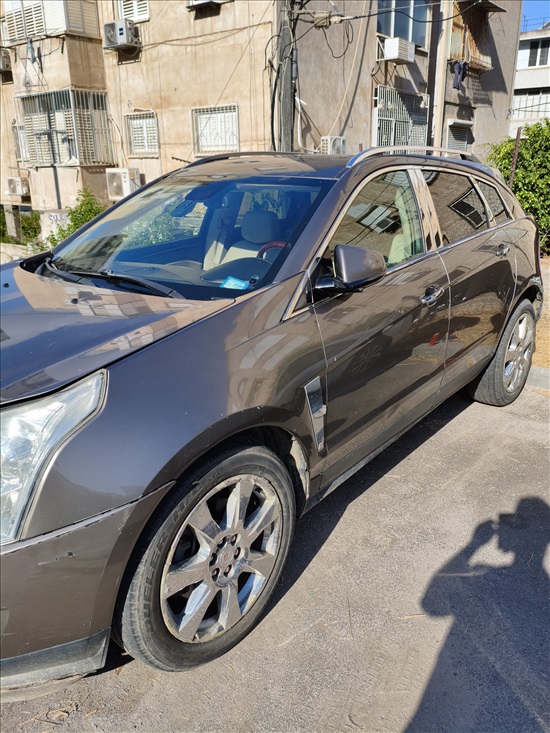 תמונה 2 ,קאדילק SRX יד 3 2012 170000 ק"מ