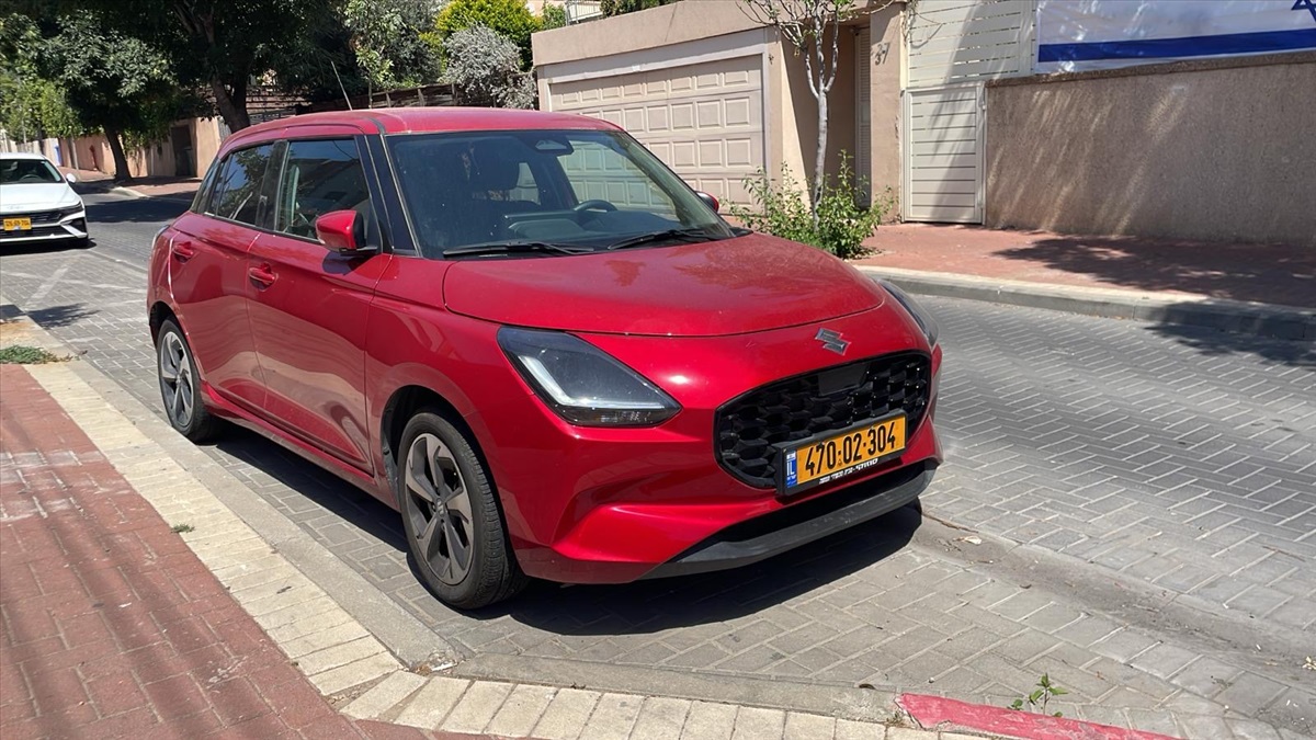 תמונה 1, סוזוקי סוויפט יד 1 2025 | 2500 קמ
