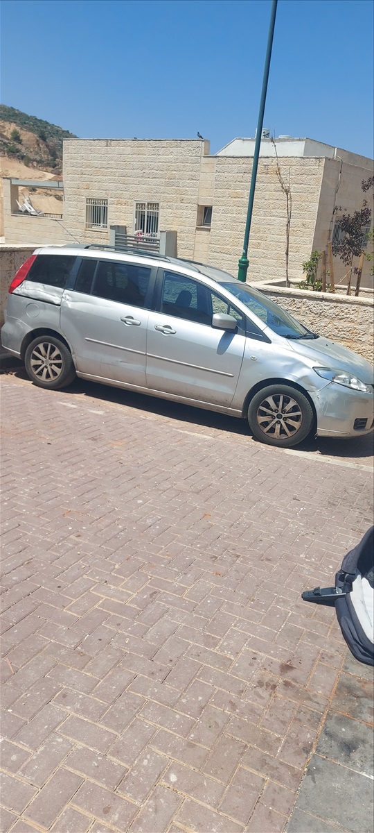 תמונה 1, מאזדה 5 יד 3 2008 | 300000 קמ