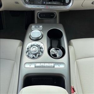 ג`נסיס GV60 2023 יד  1 