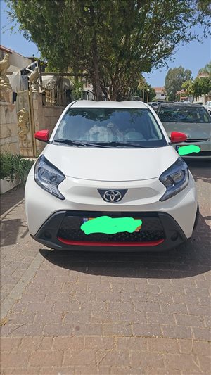 טויוטה אייגו X 2022 יד2 