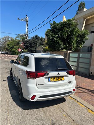 מיצובישי אאוטלנדר 2019 יד2 