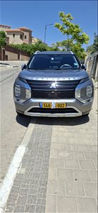מיצובישי אאוטלנדר 2021 יד2 