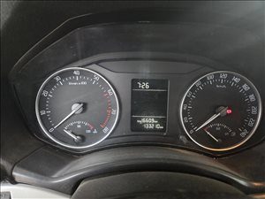סקודה אוקטביה 2011 יד  2 