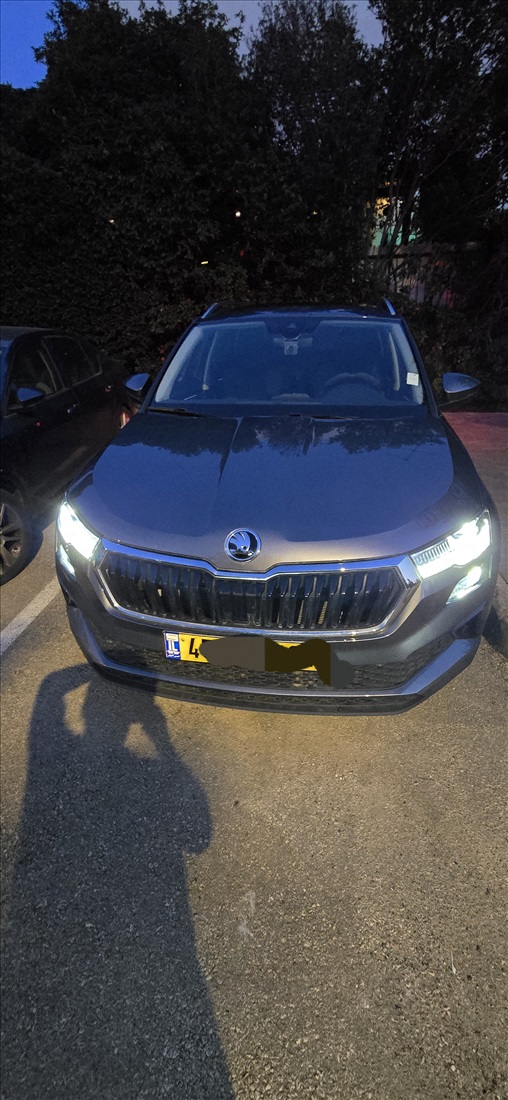 תמונה 10 ,סקודה קארוק יד 1 2025 10500 ק"מ