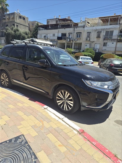 תמונה 8 ,מיצובישי אאוטלנדר יד 1 2019 70000 ק"מ