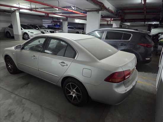 תמונה 5 ,קיה מג'נטיס
 יד 3 2008 183000 ק"מ