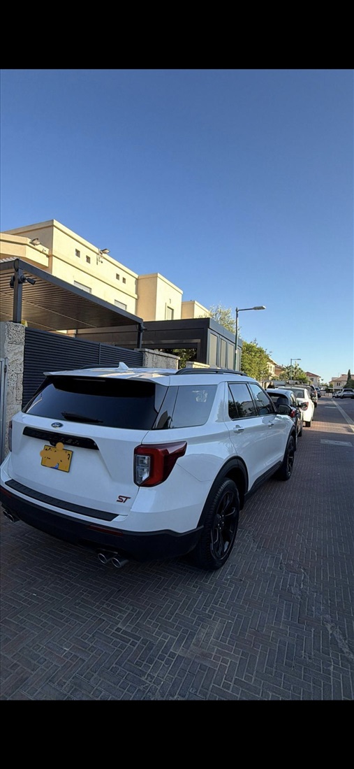 תמונה 2 ,פורד אקספלורר יד 3 2024 9000 ק"מ