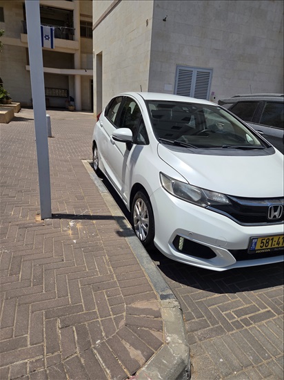 תמונה 3 ,הונדה ג`אז יד 1 2018 32000 ק"מ