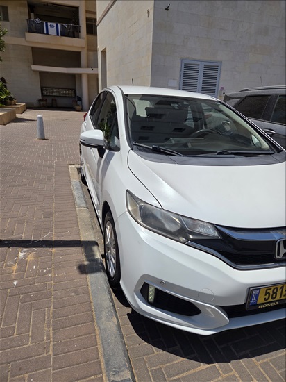 תמונה 2 ,הונדה ג`אז יד 1 2018 32000 ק"מ