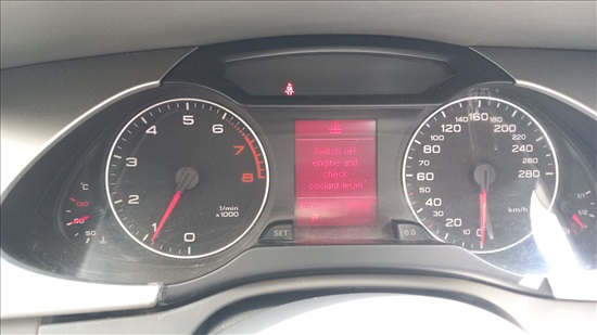 תמונה 6 ,אאודי A4 יד 6 2009 160000 ק"מ