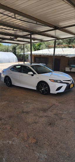 תמונה 1 ,טויוטה קאמרי יד 3 2021 100000 ק"מ