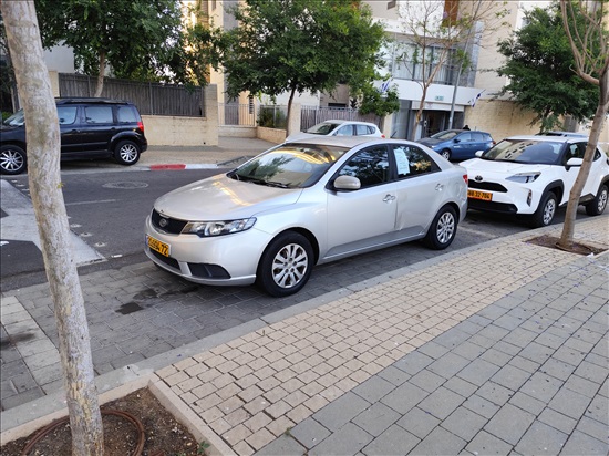 תמונה 2 ,קיה פורטה יד 3 2010 330000 ק"מ