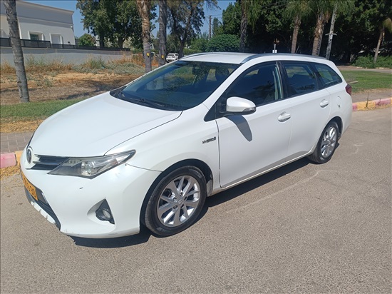 תמונה 8 ,טויוטה אוריס יד 2 2014 282300 ק"מ